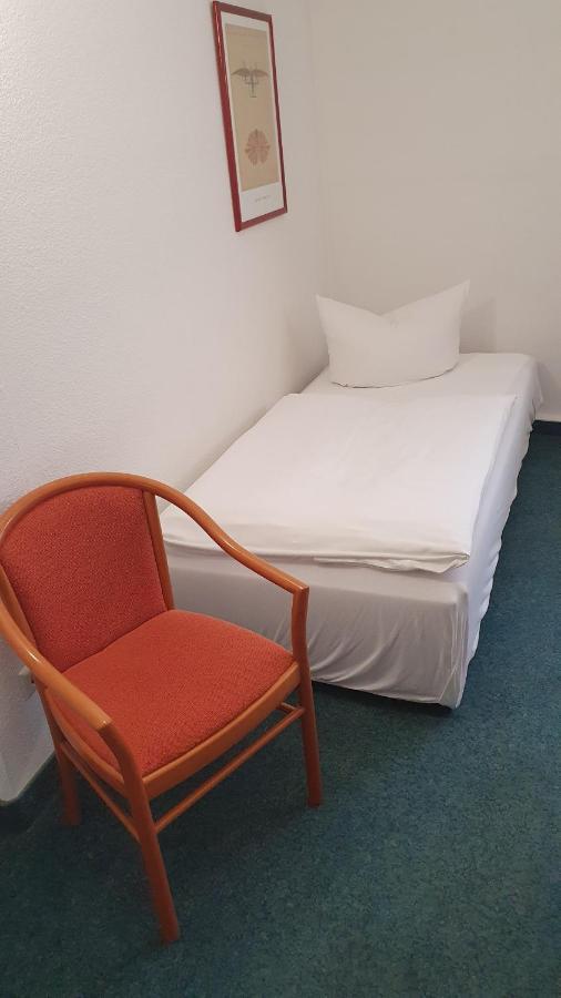 Adler-Hotel Delitzsch Extérieur photo